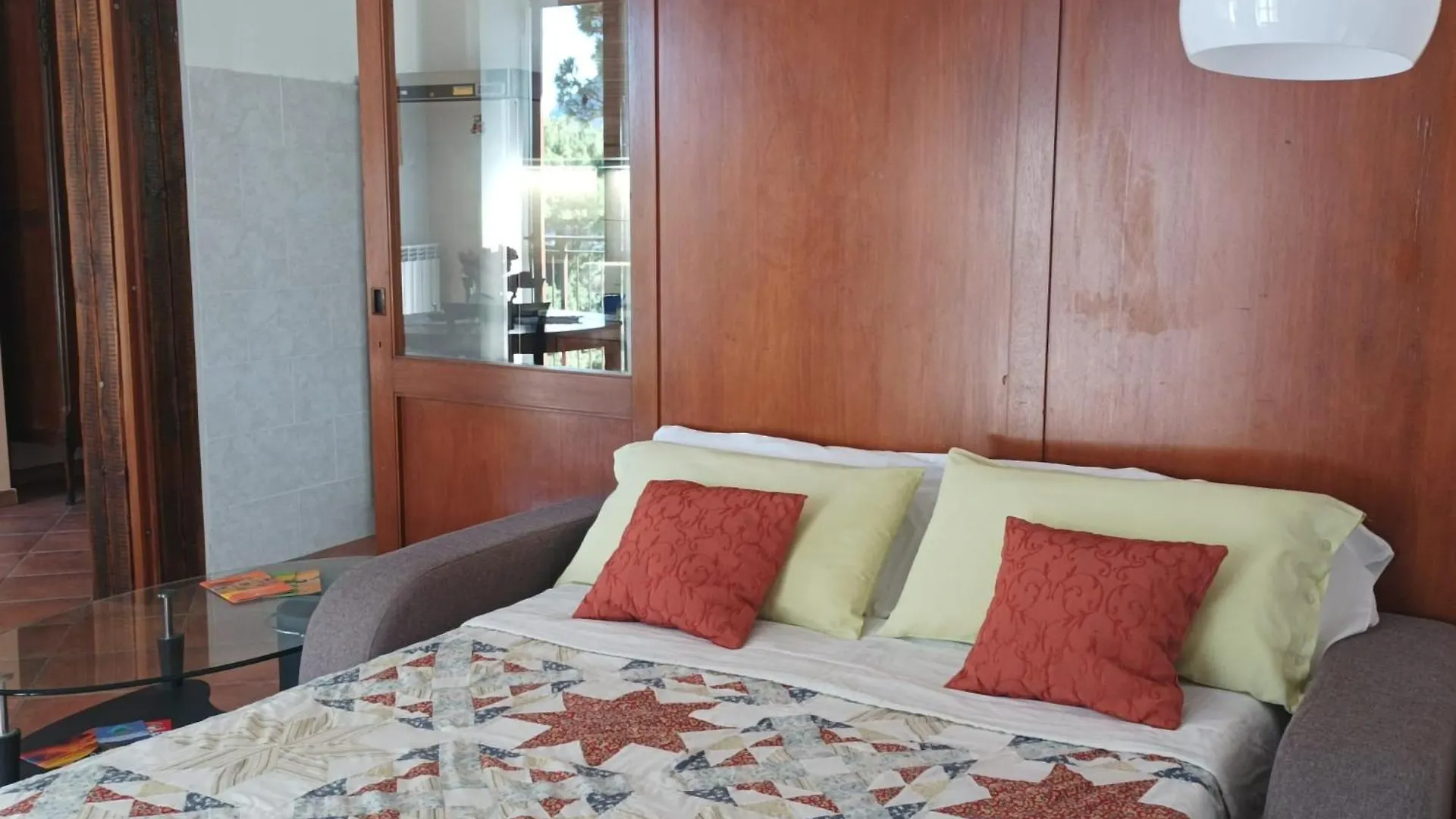 Bed And Breakfast Da Pio Castello  Bed & Breakfast Castello (Varese)