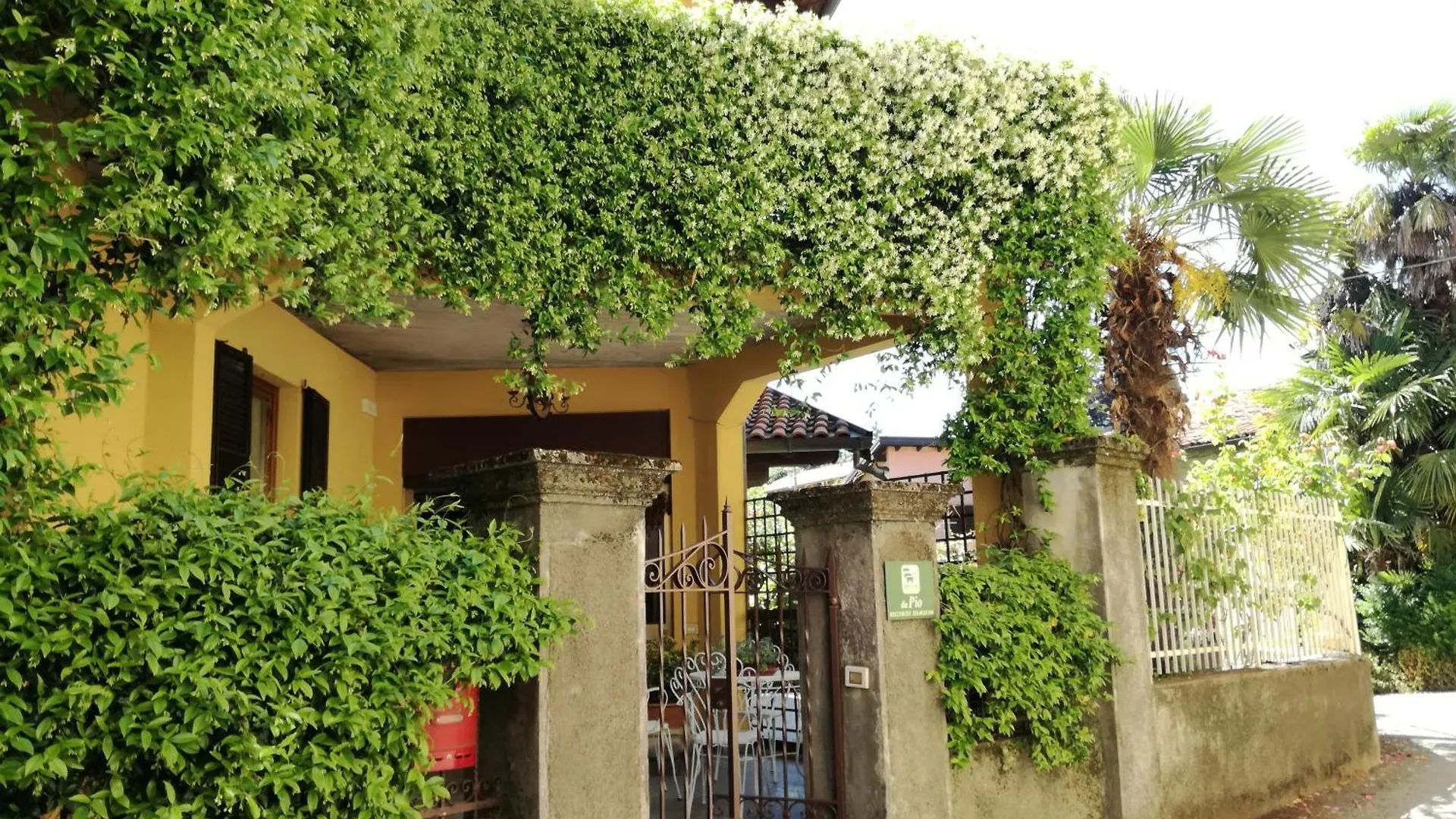 Bed & Breakfast Bed And Breakfast Da Pio Castello  Italy